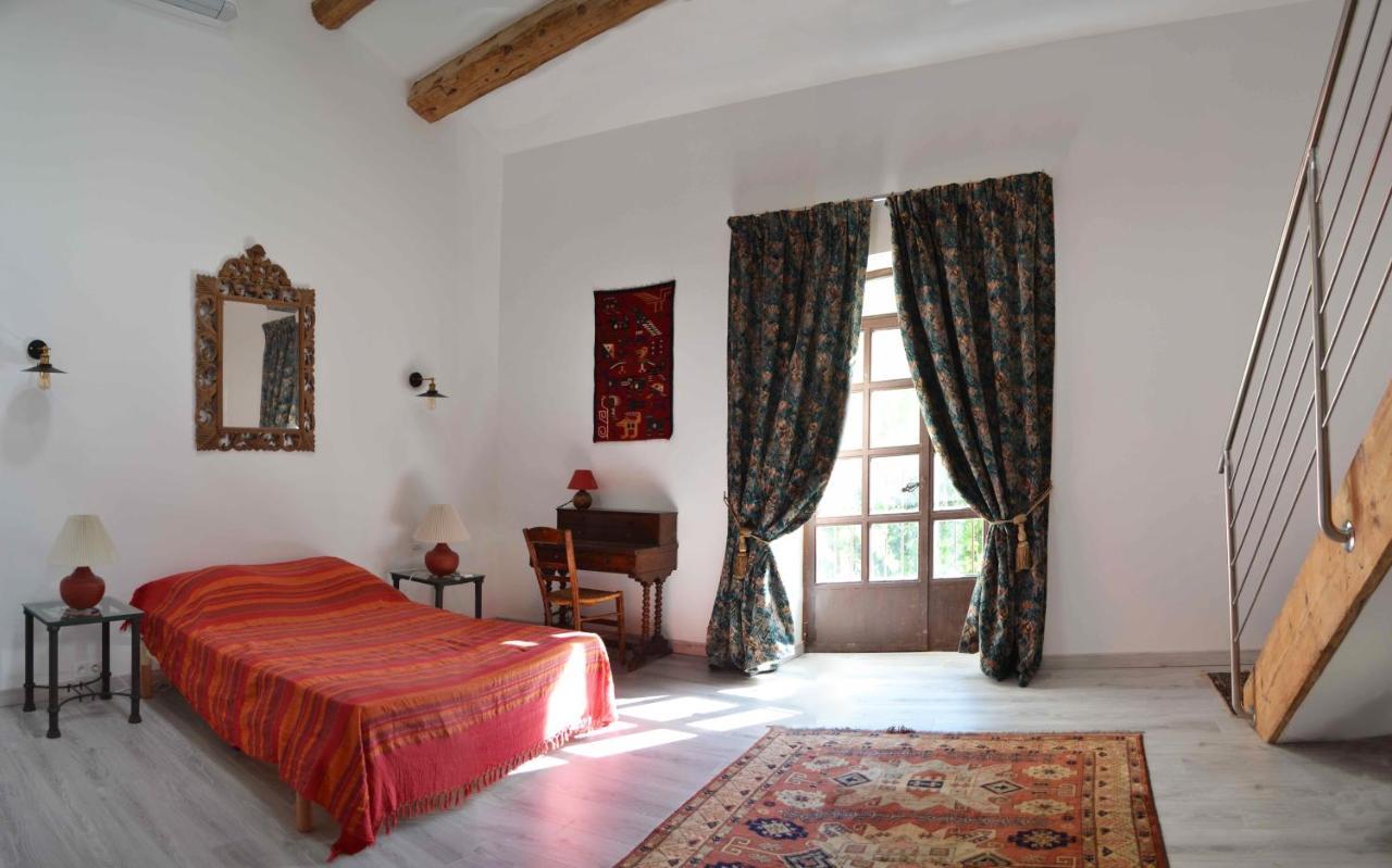 Bédarrides Chambres D Hotes De Charme Dans Mas La Souvine Du 17Eme, Chambres Climatisees المظهر الخارجي الصورة