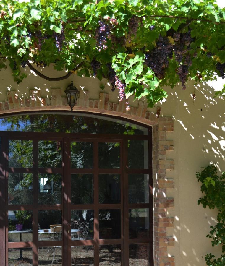 Bédarrides Chambres D Hotes De Charme Dans Mas La Souvine Du 17Eme, Chambres Climatisees المظهر الخارجي الصورة